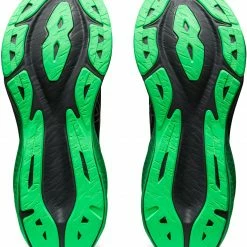 Asics Novablast 3 Lite-Show Shoes Men, Zwart/groen 6 Asics Novablast 3 Lite-Show Shoes Men, Zwart/groen -Scarpa®-winkel asics novablast 3 lite show shoes men black new leaf 5