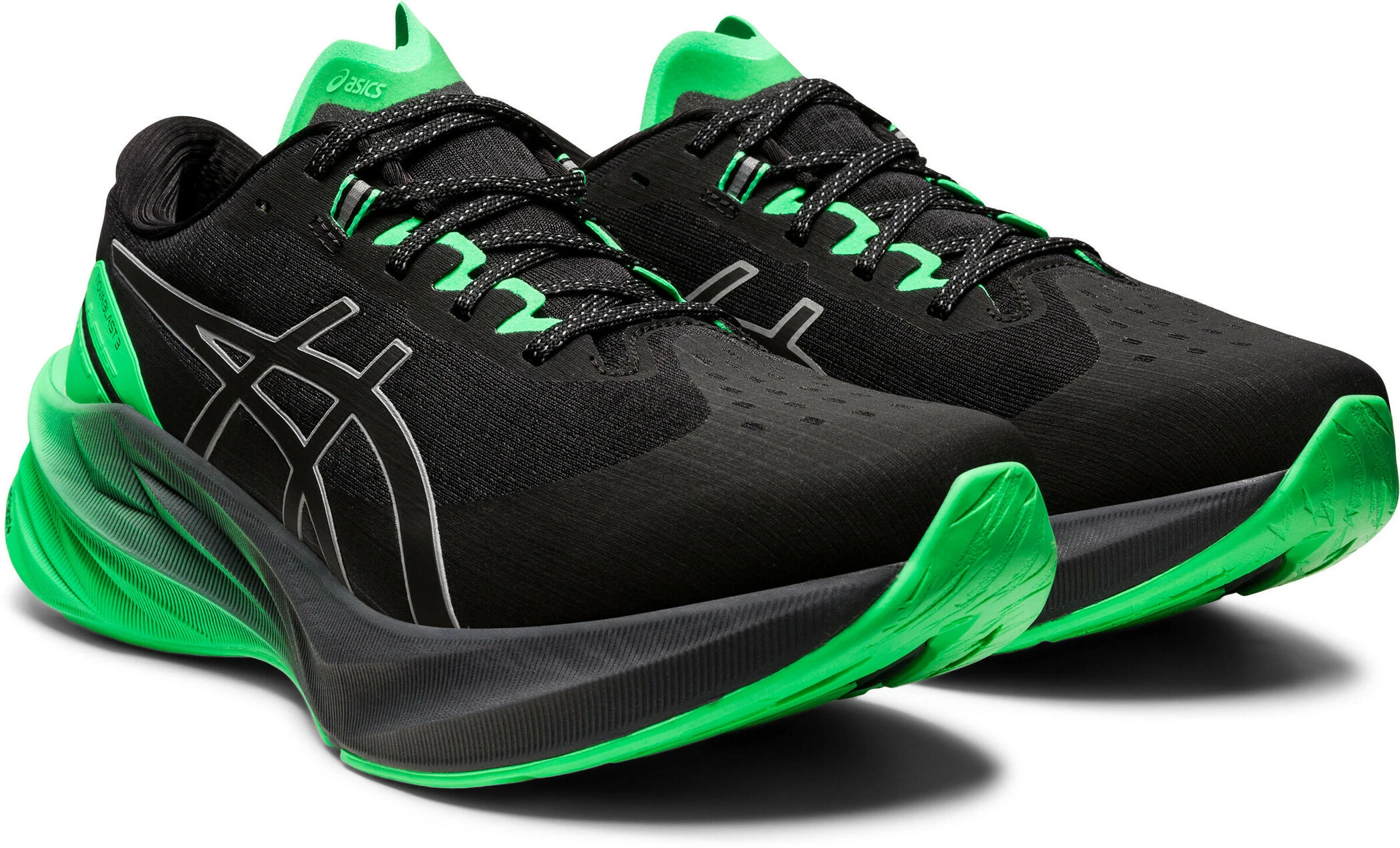 asics Novablast 3 Lite-Show Shoes Men, zwart/groen Asics Novablast 3 Lite-Show Shoes Men, Zwart/groen -Scarpa®-winkel asics novablast 3 lite show shoes men black new leaf 6