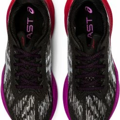 Asics Novablast 3 Shoes Women, Rood/wit -Scarpa®-winkel asics novablast 3 shoes women black soft sky 3