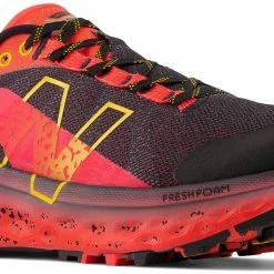 New Balance Fresh Foam X More Trail V2 Running Shoes Men, Rood/zwart